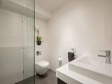 https://images.listonce.com.au/custom/160x/listings/56-canterbury-place-middle-park-vic-3206/697/01087697_img_14.jpg?SE10s_1T0b8