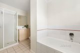 https://images.listonce.com.au/custom/160x/listings/56-darcy-lane-kensington-vic-3031/730/01648730_img_06.jpg?m1RJOhXaNOQ