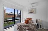 https://images.listonce.com.au/custom/160x/listings/56-essex-street-pascoe-vale-vic-3044/178/01933178_img_06.jpg?4csn1e2s--Y