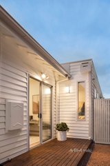 https://images.listonce.com.au/custom/160x/listings/56-johnson-street-thornbury-vic-3071/529/01562529_img_24.jpg?Nn6aYXWCQQ8