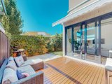 https://images.listonce.com.au/custom/160x/listings/56-lebanon-street-strathmore-vic-3041/532/01718532_img_05.jpg?A5lyTGJarbs