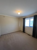 https://images.listonce.com.au/custom/160x/listings/56-nelson-road-lilydale-vic-3140/208/01607208_img_07.jpg?JQxmLequNEE