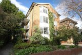 https://images.listonce.com.au/custom/160x/listings/56-rockley-road-south-yarra-vic-3141/879/01568879_img_05.jpg?D3Mwb0dMv30