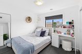 https://images.listonce.com.au/custom/160x/listings/56-royal-york-road-winter-valley-vic-3358/614/01822614_img_15.jpg?2QipNFUiYR0