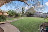 https://images.listonce.com.au/custom/160x/listings/56-scoresby-road-bayswater-vic-3153/484/01951484_img_02.jpg?nt13CEIIxmg