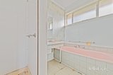 https://images.listonce.com.au/custom/160x/listings/56-scoresby-road-bayswater-vic-3153/484/01951484_img_09.jpg?CuR829Wqu_U