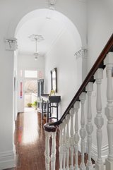 https://images.listonce.com.au/custom/160x/listings/56-wellington-street-st-kilda-vic-3182/343/01570343_img_12.jpg?sZyzDTlIap8