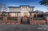 https://images.listonce.com.au/custom/160x/listings/560-highbury-road-glen-waverley-vic-3150/854/01765854_img_01.jpg?crYaJ-xhcRM