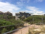 https://images.listonce.com.au/custom/160x/listings/5619b-nepean-highway-carrum-vic-3197/492/01692492_img_11.jpg?R9nbjGkbOGs