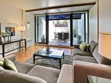 https://images.listonce.com.au/custom/160x/listings/563-ormond-esplanade-elwood-vic-3184/986/01793986_img_01.jpg?qV8k_rFJ9mc