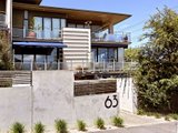 https://images.listonce.com.au/custom/160x/listings/563-ormond-esplanade-elwood-vic-3184/986/01793986_img_04.jpg?Co8SVpy7Ad8