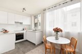 https://images.listonce.com.au/custom/160x/listings/565-ormond-road-elwood-vic-3184/113/01949113_img_04.jpg?lLJnLHXF6WE