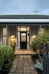 https://images.listonce.com.au/custom/160x/listings/57-bastings-street-northcote-vic-3070/598/01691598_img_02.jpg?TAiVyE4f-nA