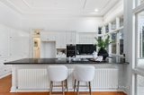 https://images.listonce.com.au/custom/160x/listings/57-berkeley-street-hawthorn-vic-3122/012/01719012_img_07.jpg?SCNXGIRTReI