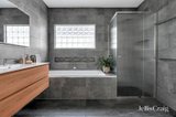 https://images.listonce.com.au/custom/160x/listings/57-hackett-street-pascoe-vale-south-vic-3044/197/01748197_img_10.jpg?KDXVECi3P_Q