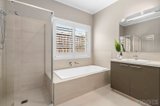 https://images.listonce.com.au/custom/160x/listings/57-inshore-drive-torquay-vic-3228/944/01263944_img_19.jpg?AkcG0dyka94