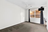 https://images.listonce.com.au/custom/160x/listings/57-kees-road-lara-vic-3212/582/01726582_img_10.jpg?MCv_mC477cY