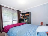 https://images.listonce.com.au/custom/160x/listings/57-kent-avenue-croydon-vic-3136/939/01524939_img_06.jpg?3ymEB0GKIno