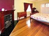 https://images.listonce.com.au/custom/160x/listings/57-marine-parade-elwood-vic-3184/433/01793433_img_08.jpg?6tS3QkmlPlc