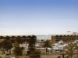 https://images.listonce.com.au/custom/160x/listings/57-marine-parade-elwood-vic-3184/433/01793433_img_11.jpg?KI-mebImkig