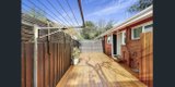 https://images.listonce.com.au/custom/160x/listings/57-neptune-street-sandringham-vic-3191/594/01626594_img_04.jpg?ISEmqCAoe3s