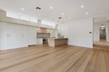 https://images.listonce.com.au/custom/160x/listings/57-ormond-road-elwood-vic-3184/667/01948667_img_03.jpg?kNxjLkaFJKQ