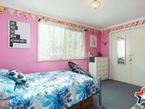 https://images.listonce.com.au/custom/160x/listings/57-river-street-healesville-vic-3777/846/01524846_img_08.jpg?ZdfBXhs92Vw