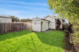 https://images.listonce.com.au/custom/160x/listings/57-roslyn-road-belmont-vic-3216/063/01424063_img_05.jpg?MKQXfaO_SkQ