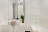https://images.listonce.com.au/custom/160x/listings/57-sanders-place-richmond-vic-3121/493/01981493_img_07.jpg?TG8C6PlPIvI