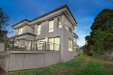 https://images.listonce.com.au/custom/160x/listings/57-severn-street-balwyn-north-vic-3104/901/00336901_img_07.jpg?ybZ7D421O6E