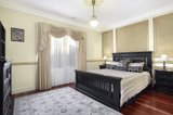 https://images.listonce.com.au/custom/160x/listings/57-york-street-strathmore-vic-3041/264/00145264_img_06.jpg?a0jR2aDOcao