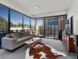https://images.listonce.com.au/custom/160x/listings/571-domville-avenue-hawthorn-vic-3122/221/01685221_img_02.jpg?348wbAJStZM