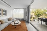 https://images.listonce.com.au/custom/160x/listings/572-adelaide-street-armadale-vic-3143/963/01718963_img_07.jpg?FvX9QsmW0sU