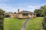 https://images.listonce.com.au/custom/160x/listings/572-middleborough-road-blackburn-north-vic-3130/112/01517112_img_01.jpg?wsJKnIMpa8w