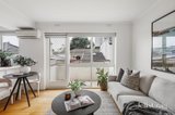 https://images.listonce.com.au/custom/160x/listings/572-williams-road-prahran-vic-3181/579/01933579_img_03.jpg?n7RLAUjVB9A