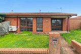 https://images.listonce.com.au/custom/160x/listings/575-gillies-street-south-alfredton-vic-3350/012/01767012_img_08.jpg?02k_7EwyKvE