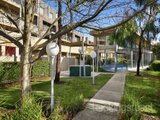 https://images.listonce.com.au/custom/160x/listings/57777-whitehorse-road-mont-albert-vic-3127/128/01685128_img_09.jpg?LcVtcpfC220