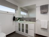 https://images.listonce.com.au/custom/160x/listings/58-balmoral-street-kilsyth-vic-3137/576/01524576_img_12.jpg?oAmt83i6FO4