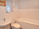 https://images.listonce.com.au/custom/160x/listings/58-bellarine-highway-newcomb-vic-3219/700/01699700_img_06.jpg?vrZkmAlDRI8