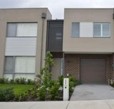 https://images.listonce.com.au/custom/160x/listings/58-bloom-avenue-wantirna-south-vic-3152/668/01841668_img_07.jpg?4c2Y7yLr7fY