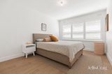 https://images.listonce.com.au/custom/160x/listings/58-brook-street-hawthorn-vic-3122/742/01900742_img_05.jpg?CkWxkfy7slI