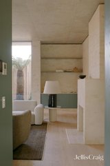 https://images.listonce.com.au/custom/160x/listings/58-christmas-street-northcote-vic-3070/789/01751789_img_04.jpg?GXFIFWgMalI