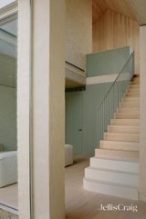 https://images.listonce.com.au/custom/160x/listings/58-christmas-street-northcote-vic-3070/789/01751789_img_11.jpg?W202gpJpgmw
