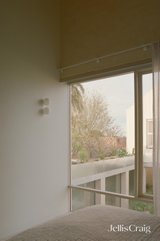 https://images.listonce.com.au/custom/160x/listings/58-christmas-street-northcote-vic-3070/789/01751789_img_18.jpg?-rnnEfJ0Eh4