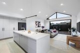 https://images.listonce.com.au/custom/160x/listings/58-derby-street-kew-vic-3101/889/01716889_img_03.jpg?eqn7ExiTd-4