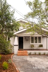 https://images.listonce.com.au/custom/160x/listings/58-derby-street-northcote-vic-3070/420/01900420_img_02.jpg?mWe0dA-9pRE