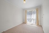 https://images.listonce.com.au/custom/160x/listings/58-lincoln-road-croydon-vic-3136/920/01611920_img_05.jpg?DtWjArML4CM