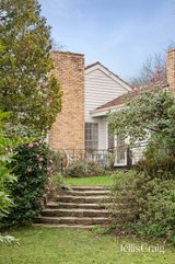 https://images.listonce.com.au/custom/160x/listings/58-loughnan-road-ringwood-north-vic-3134/172/01772172_img_18.jpg?w2VykVCYrew