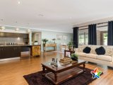 https://images.listonce.com.au/custom/160x/listings/58-mcgregor-avenue-healesville-vic-3777/699/01524699_img_05.jpg?Z7-s7j6L4nU