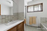 https://images.listonce.com.au/custom/160x/listings/58-molesworth-street-kew-vic-3101/136/01810136_img_11.jpg?xvxCZgt6YQs